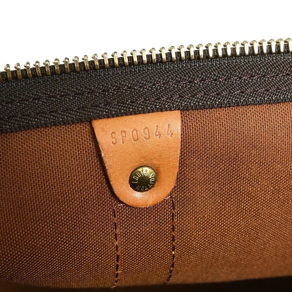 LOUIS VUITTON KEEPALL 50 TRAVEL DUFFEL MONOGRAM CANVAS Authentic - Picture 10 of 10